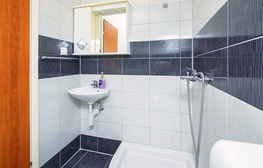 House K1, for 8 persons