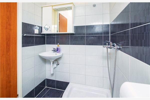 House K1, for 8 persons