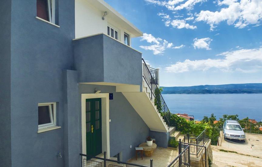 House Summer dream with jacuzzi