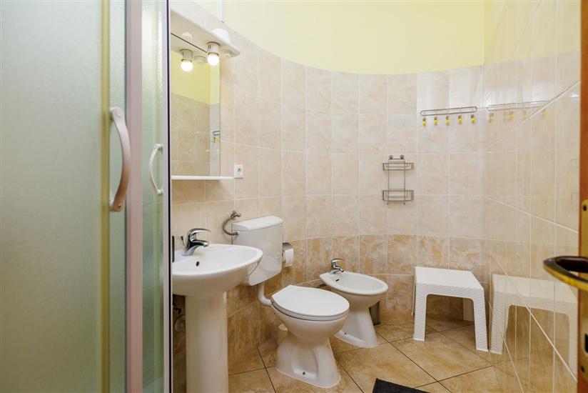 Apartment A8, for 2 persons