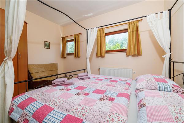 Apartment A8, for 2 persons