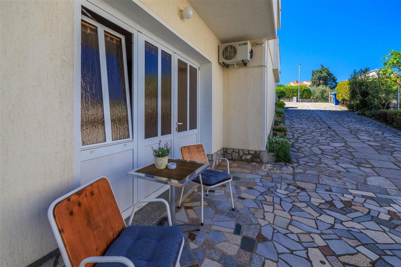 Apartment A8, for 2 persons