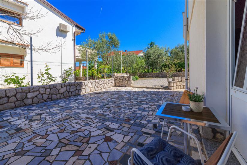 Apartment A8, for 2 persons