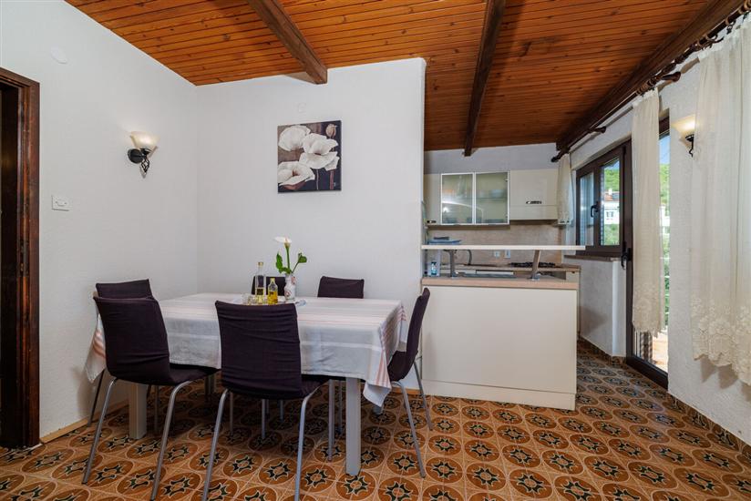 Apartment A2, for 4 persons