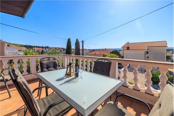 Apartment A2, for 4 persons