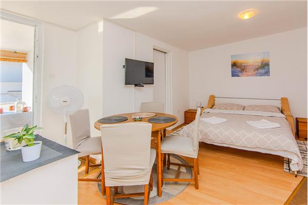 Apartment A1, for 4 persons