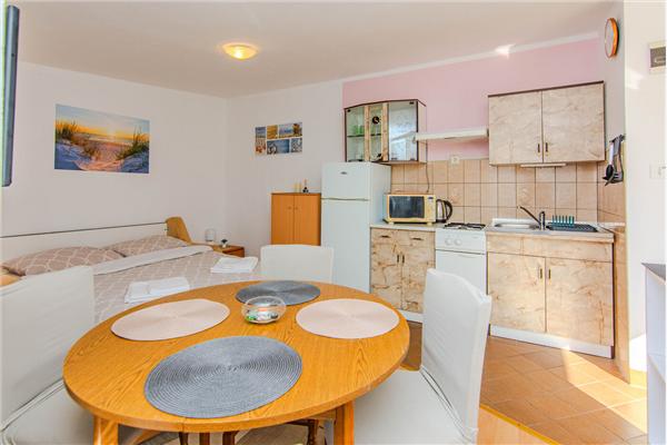 Apartment A1, for 4 persons