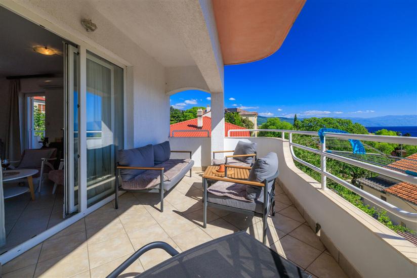 Apartment A3, for 6 persons