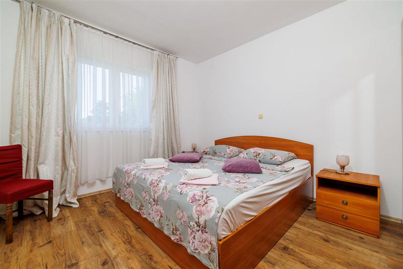 Apartment A3, for 6 persons