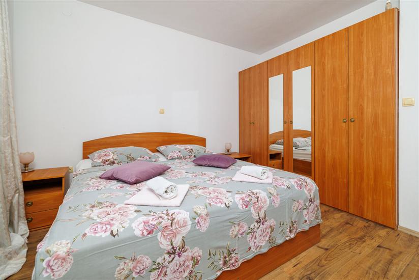 Apartment A3, for 6 persons