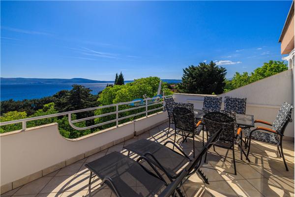 Apartment A4, for 6 persons