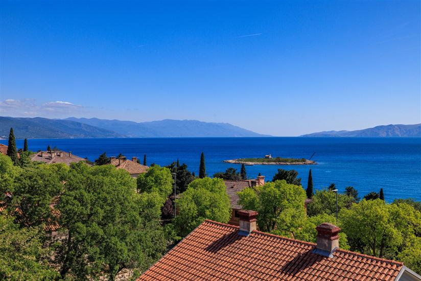 Apartment A4, for 6 persons