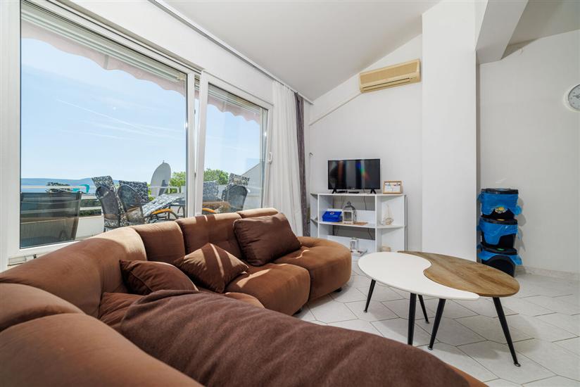 Apartment A4, for 6 persons