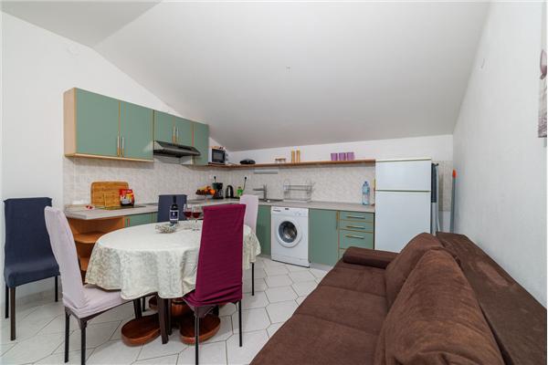 Apartment A4, for 6 persons