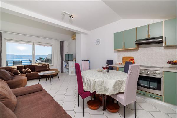 Apartment A4, for 6 persons