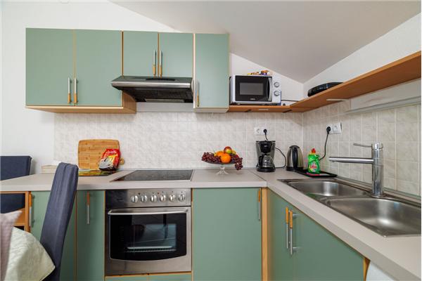 Apartment A4, for 6 persons