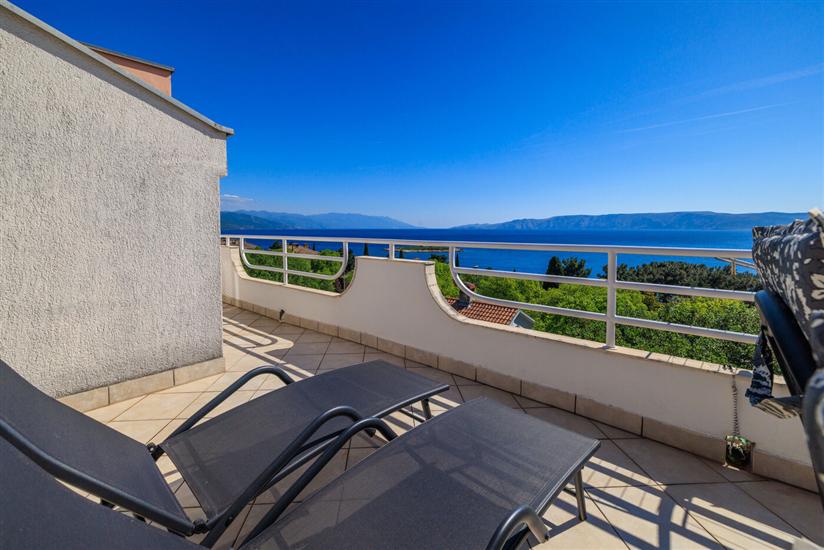 Apartment A4, for 6 persons