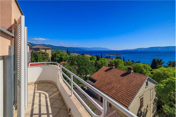 Apartment A4, for 6 persons