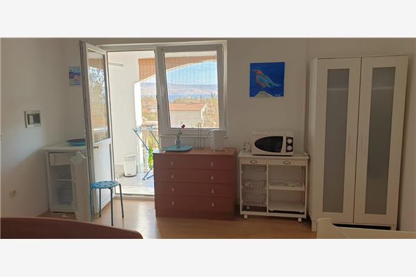 Room S1, for 2 persons