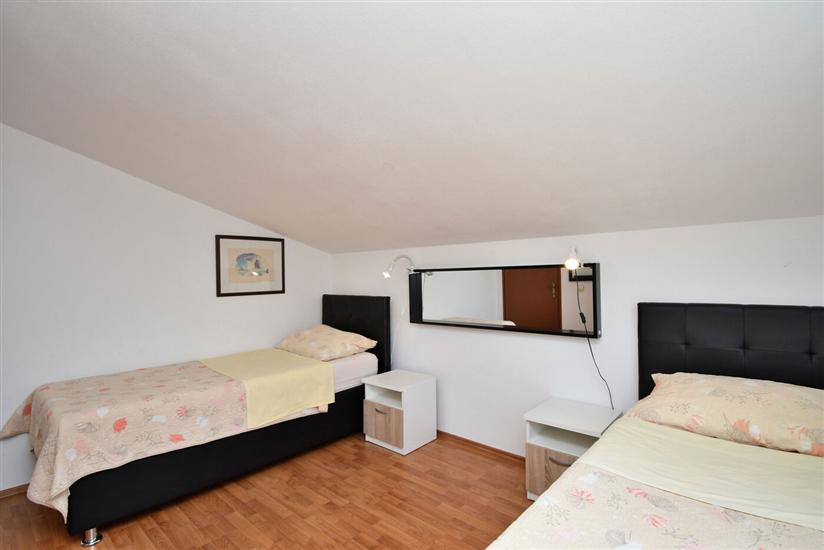 House K1, for 9 persons