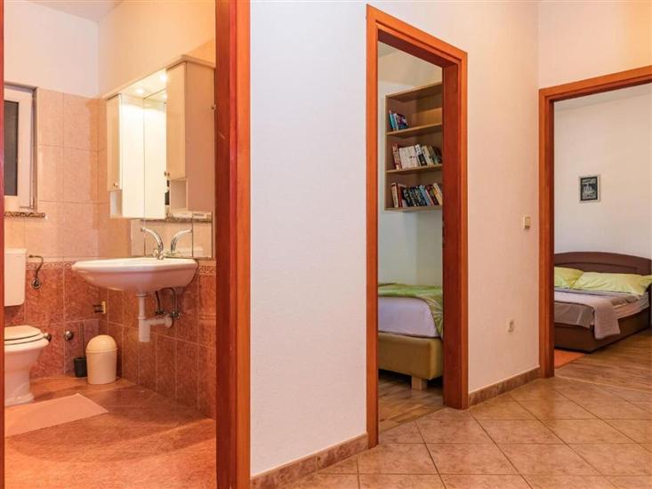 House K1, for 9 persons