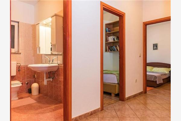 House K1, for 9 persons