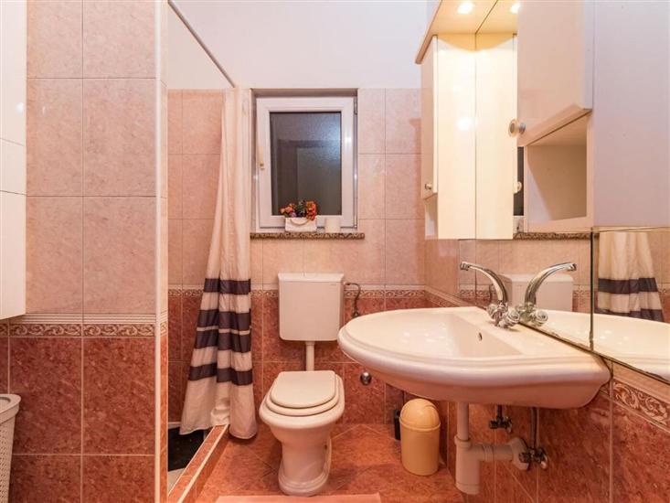 House K1, for 9 persons