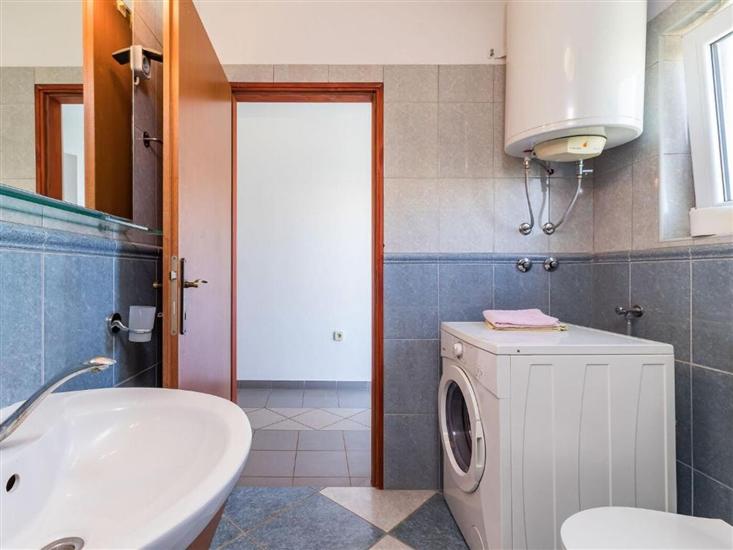 House K1, for 9 persons