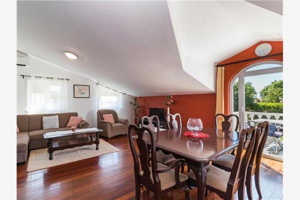 House K1, for 9 persons