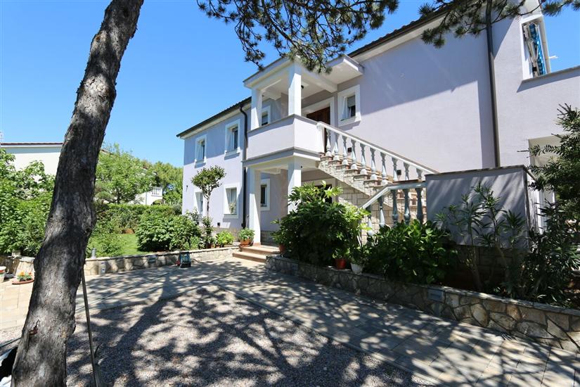 Apartments Villa Marica