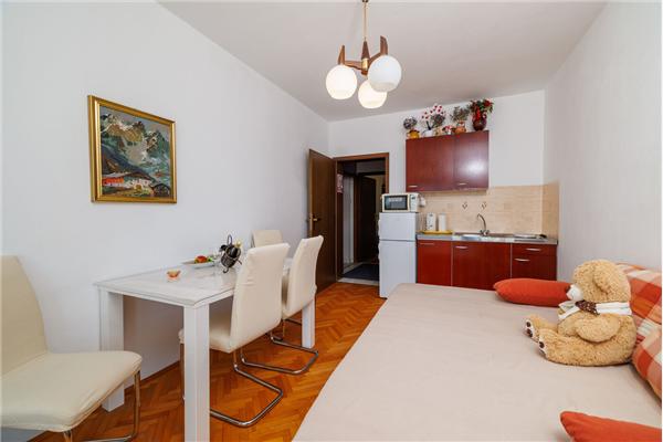 Apartment A1, for 4 persons