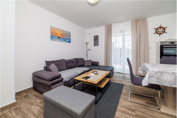 Apartment A1, for 8 persons