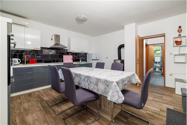 Apartment A1, for 8 persons