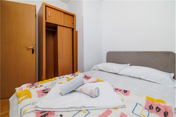 Apartment A1, for 8 persons