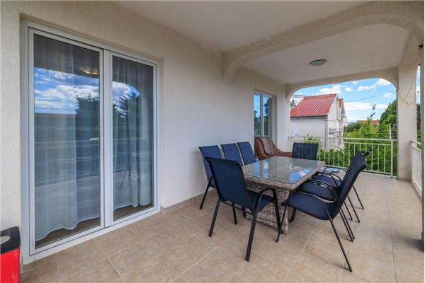 Apartment A1, for 8 persons