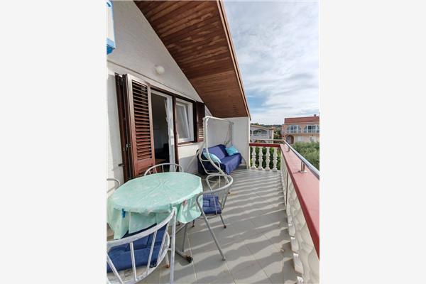 Apartment A1, for 6 persons