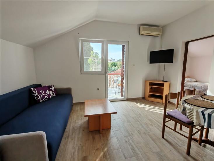 Apartment A1, for 6 persons