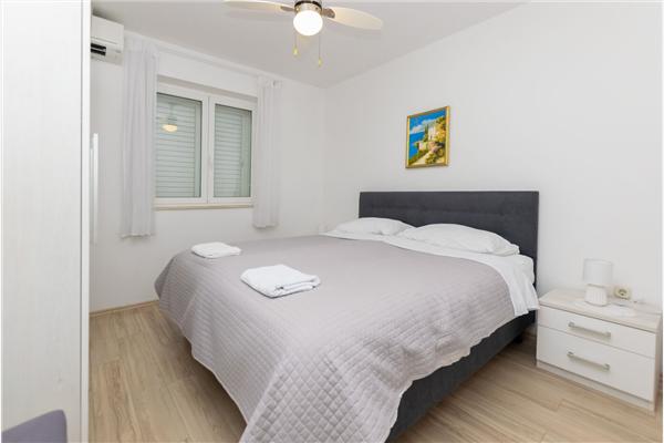 Apartment A1, for 6 persons