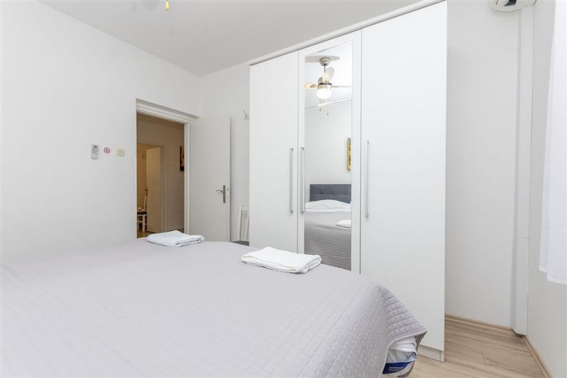 Apartment A1, for 6 persons