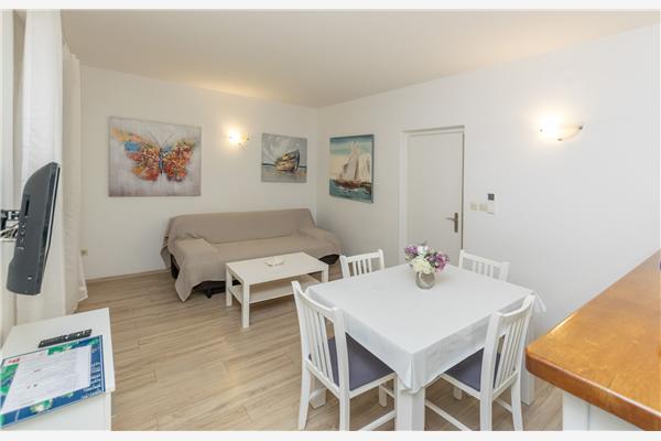 Apartment A1, for 6 persons