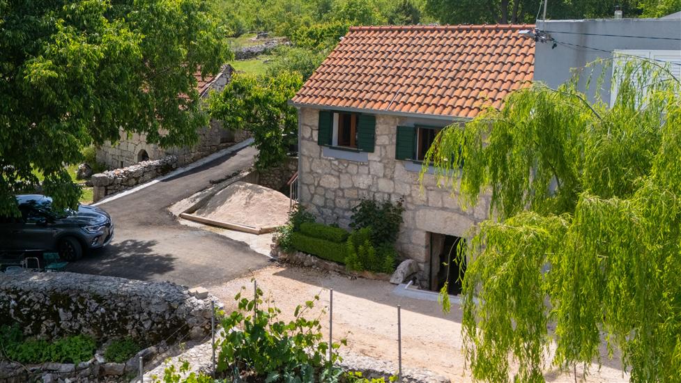 House Small paradise Slivno