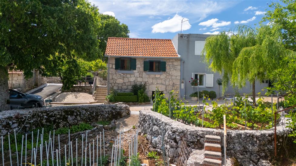 House Small paradise Slivno