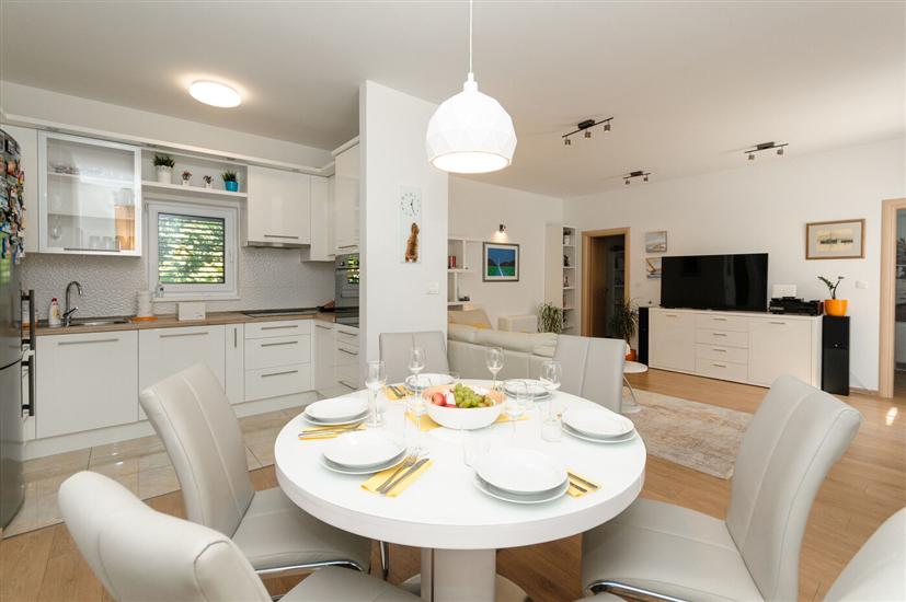 House K1, for 9 persons