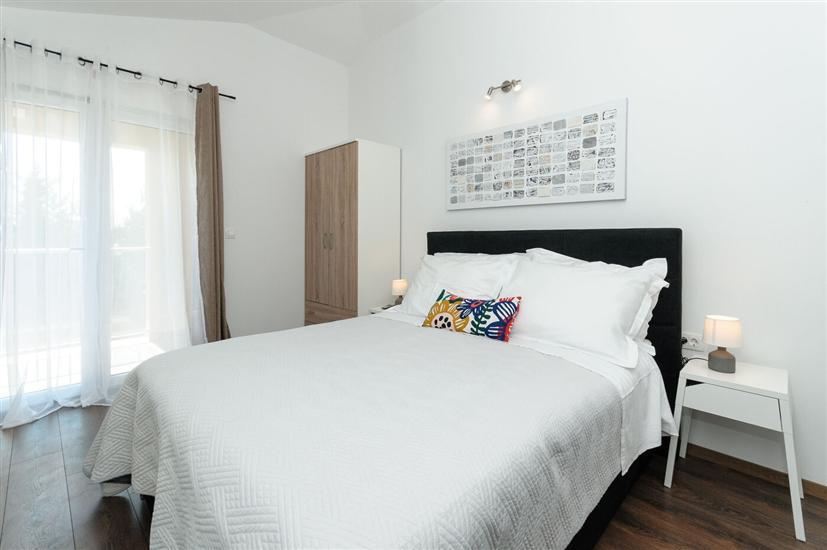 House K1, for 9 persons