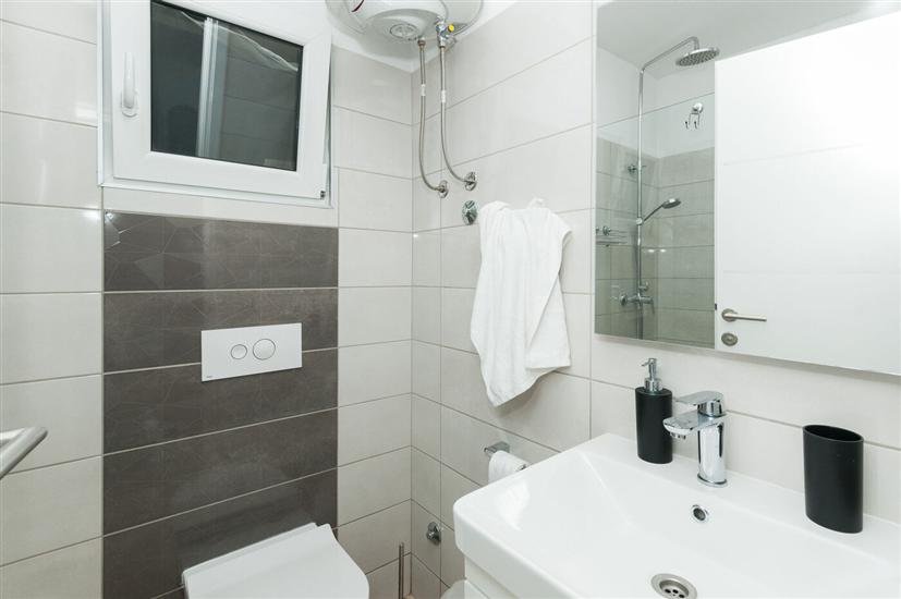 House K1, for 9 persons