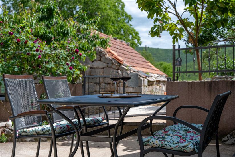 House Small paradise Slivno