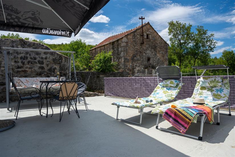 House Small paradise Slivno