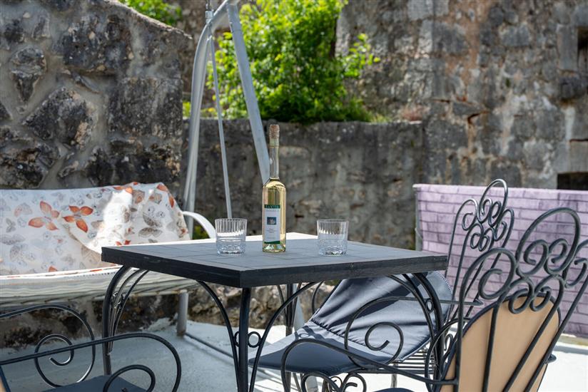 House Small paradise Slivno