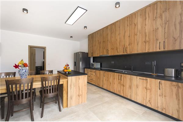 House K1, for 12 persons