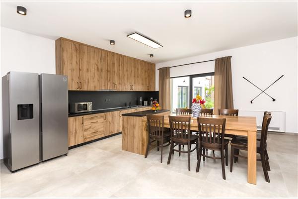 House K1, for 12 persons